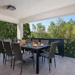 Modruna Holiday home *