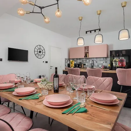 Modruna Prázdninový dům *