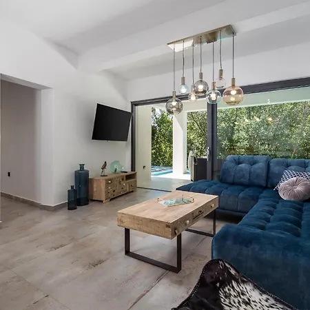 Modruna * Crikvenica