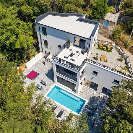 Modruna * Crikvenica