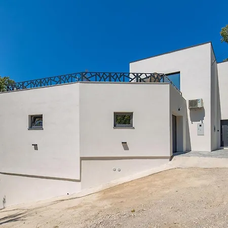 Modruna Casa de Férias